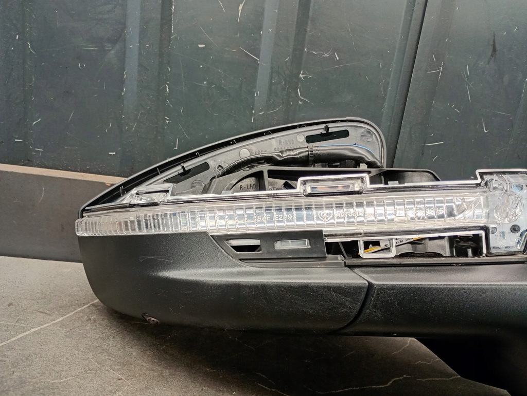 5LB857538a Mirror Right Skoda Enyaq 12+6Pin Kabel Product image
