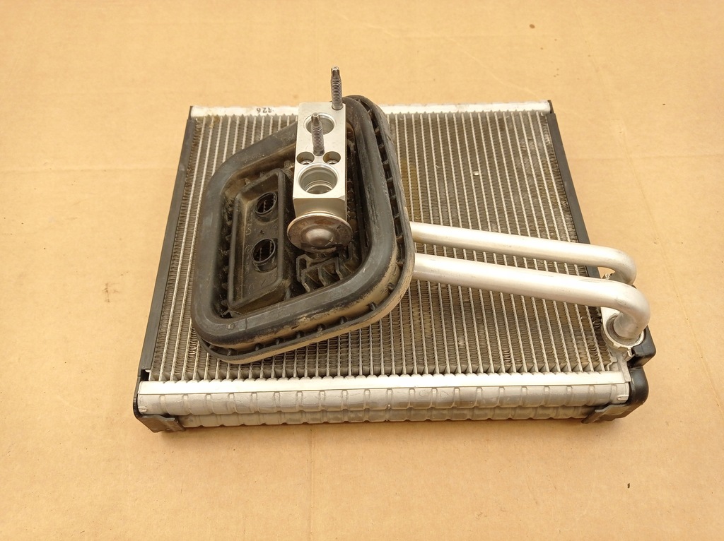 MERCEDES B-KLASSE W246 HEIZKÜHLER Product image
