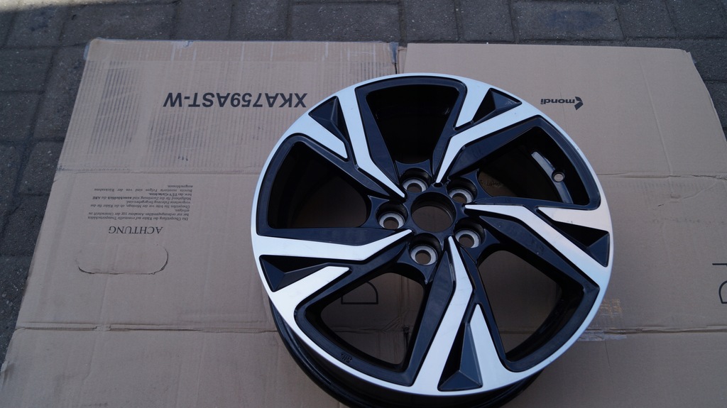 Perfektes 16-Zoll-TOYOTA-Leichtmetallrad Product image