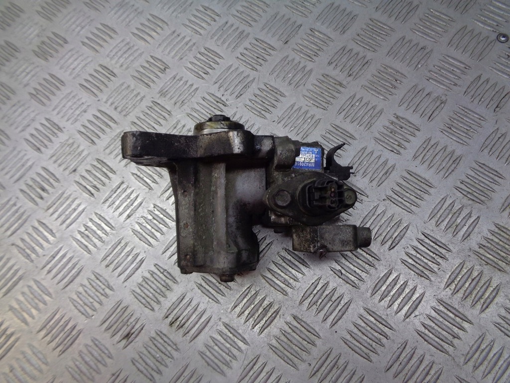 KRAFTSTOFFVERTEILER VOLVO V40 1.8 GDI MR420916 Product image