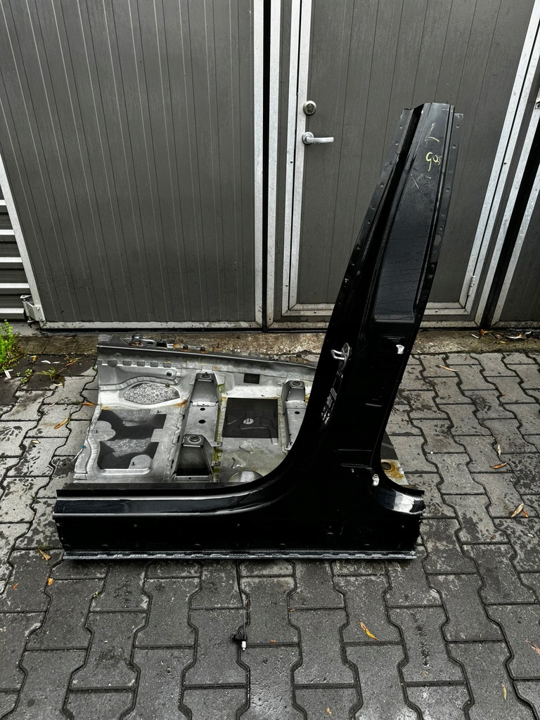 BMW X5 G05 F95 B-Säule, Schwelle, linke Seitenwand Product image