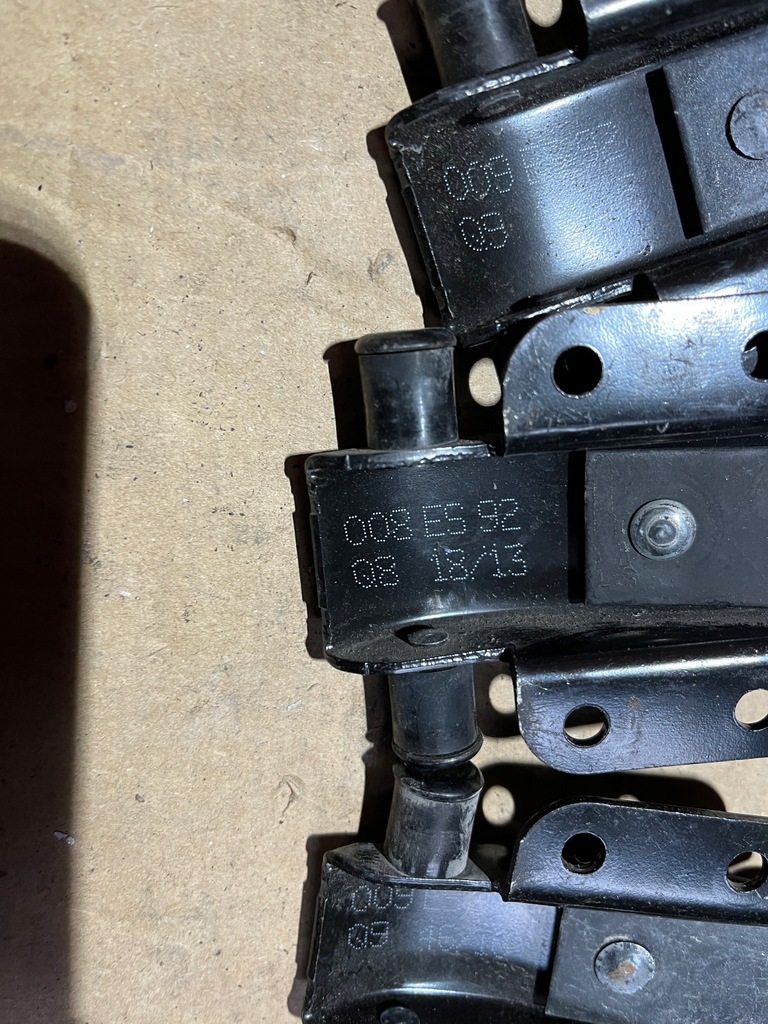 Sprinterbegrenzer 907 910 2017-2024 Hecktür Product image