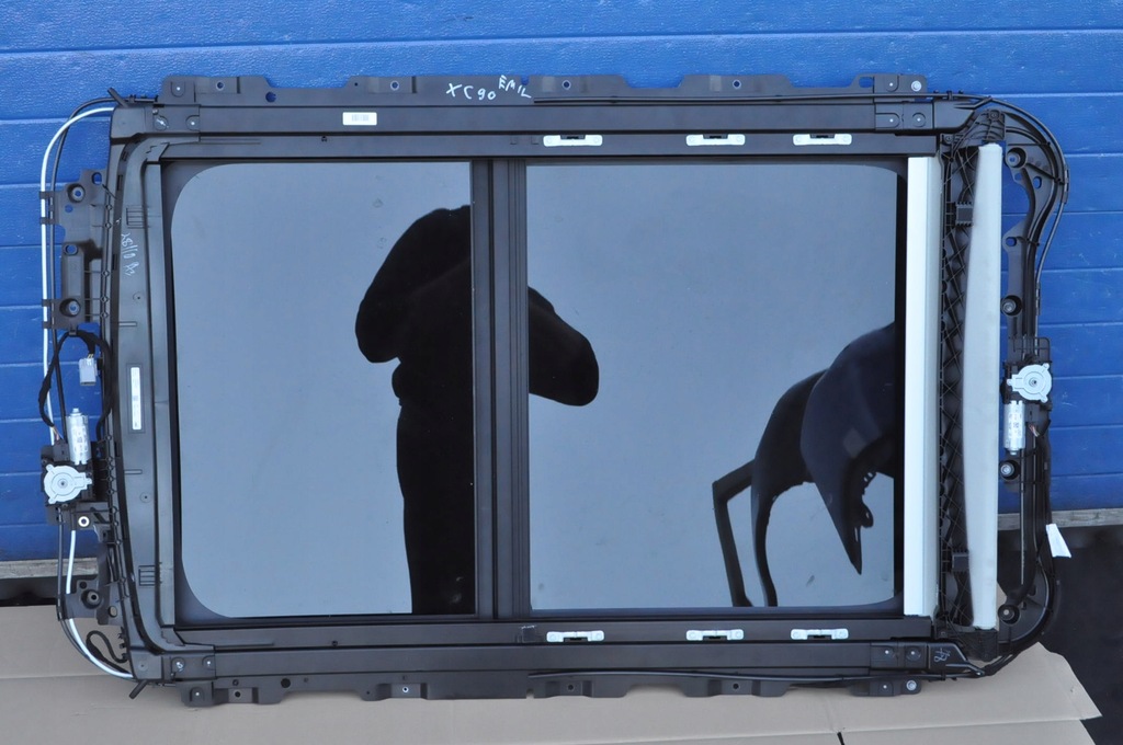 VOLVO S60 III V60 II XC60 XC90 II S90 V90 SONNENDACH-PANORAMA-DACHFENSTER Product image