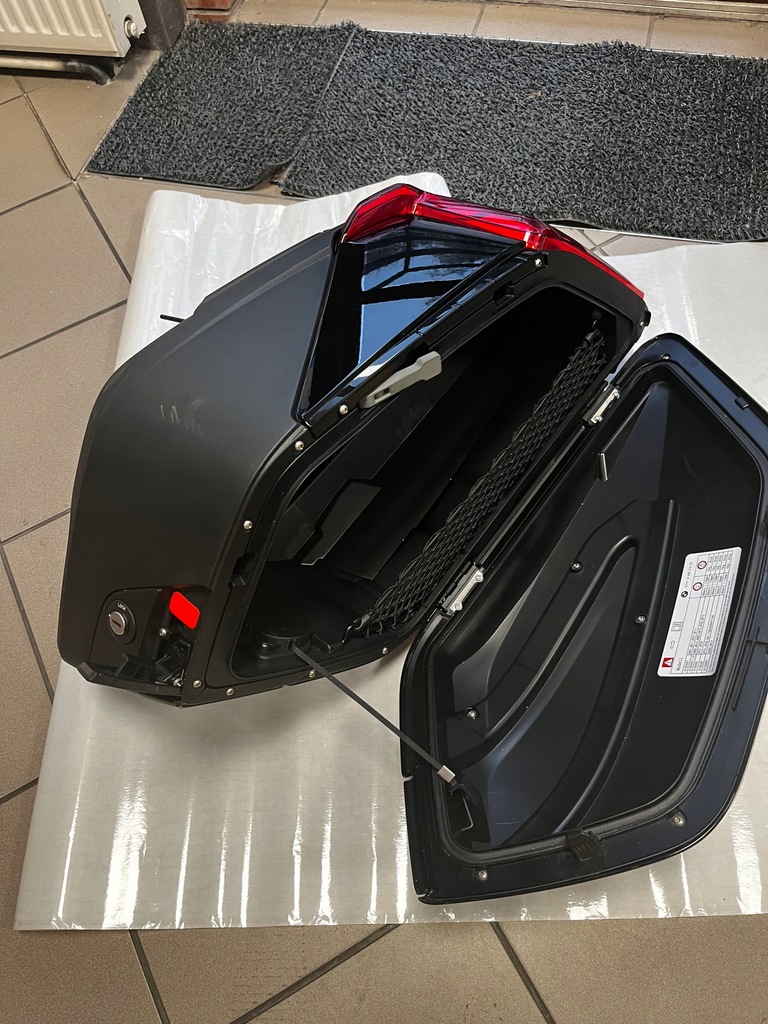 BMW K1600B rechter Kofferraum komplett Product image