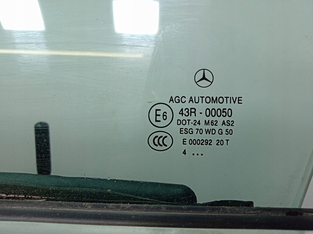 MERCEDES CLS W218 HUBTÜR VORNE LINKS 996 Product image