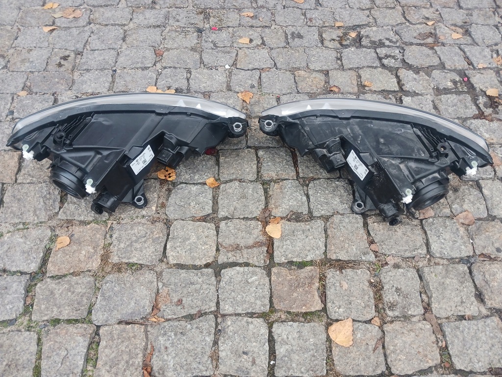 FRONTLEUCHTEN VORNE LINKS RECHTS VOLKSWAGEN VW E-UP 1S0 E-UP! HOCH HELLA LIFT Product image