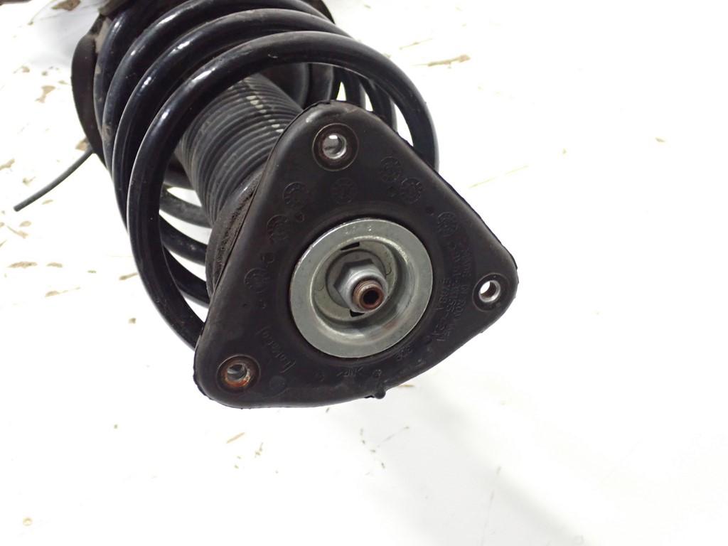 MCPERSON Achsschenkelsatz LINKS FORD FOCUS MK3 III 1.0 ECOBOOST 14R Product image