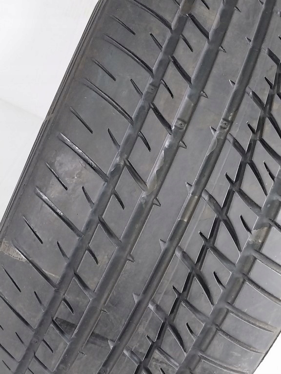 K2033 Kumho Reifen 255/50ZR19 103W Sommer 1 Stk Product image