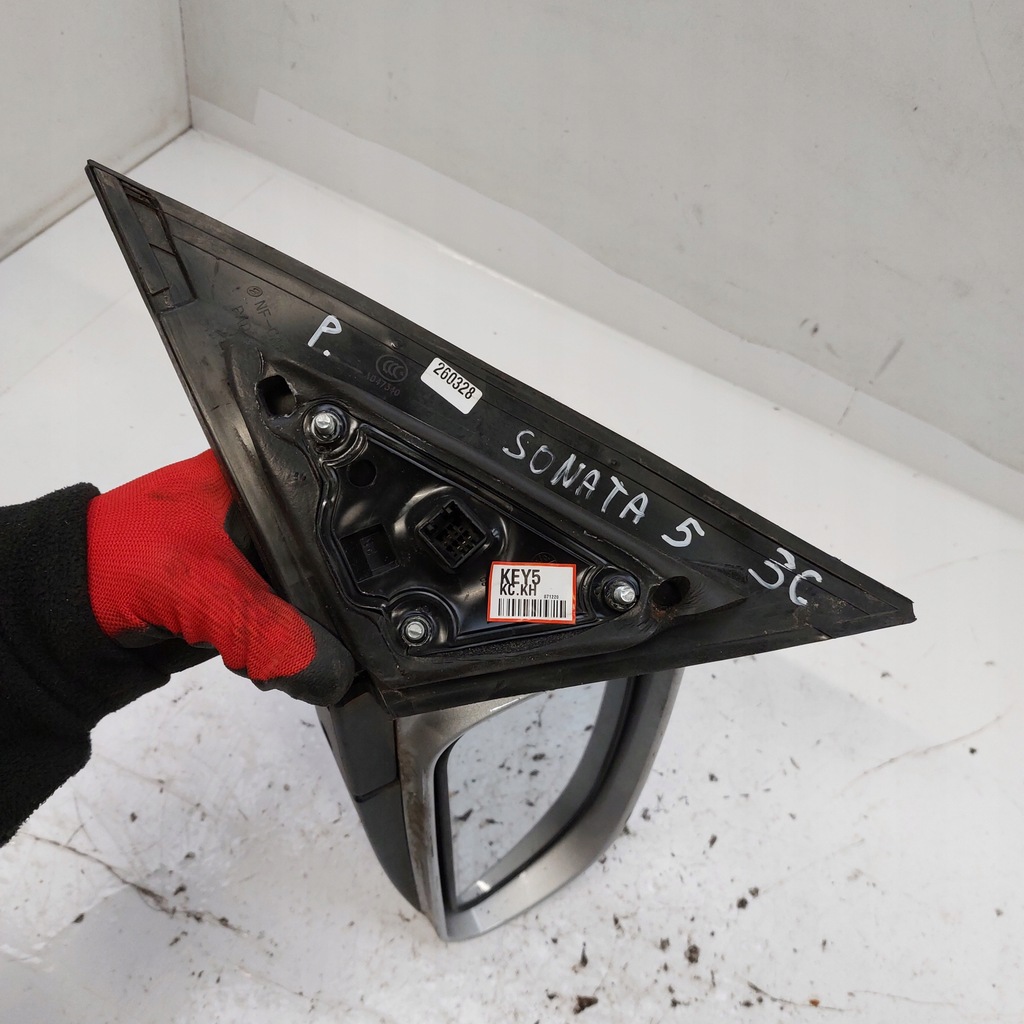 HYUNDAI TERRACAN SPIEGEL RECHTS 5PIN Product image