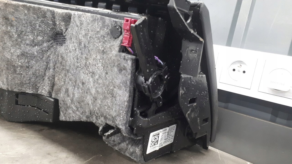 A2536806902 Mercedes GLC X253 253 W253 Passagierspeicherabteil Product image