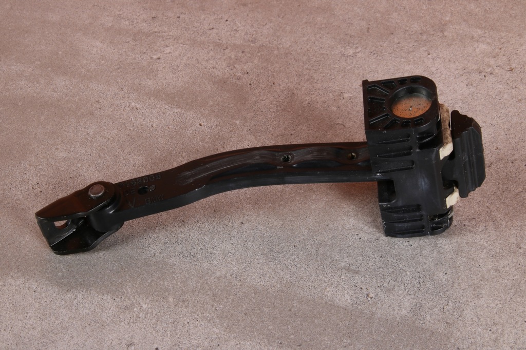 BMW 5 'F10 F11 F18 TOR Lifter rechts vorne 7182005 Product image