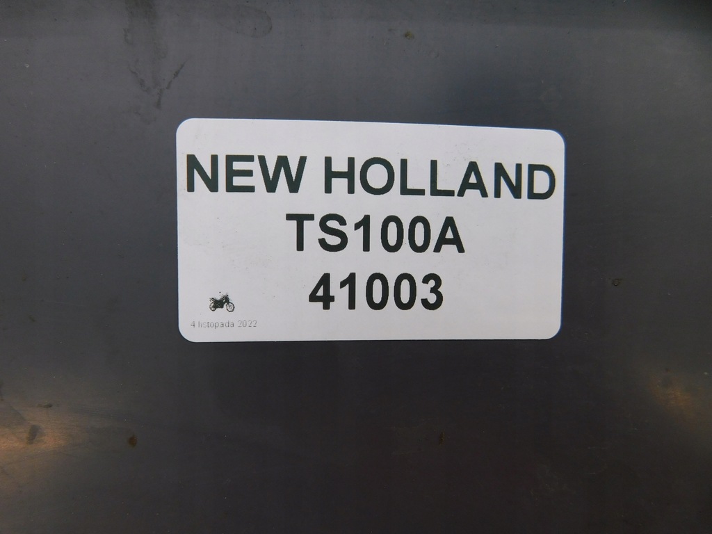 NEW HOLLAND TS 100A GEHÄUSE, HEIZUNGSABDECKUNG Product image