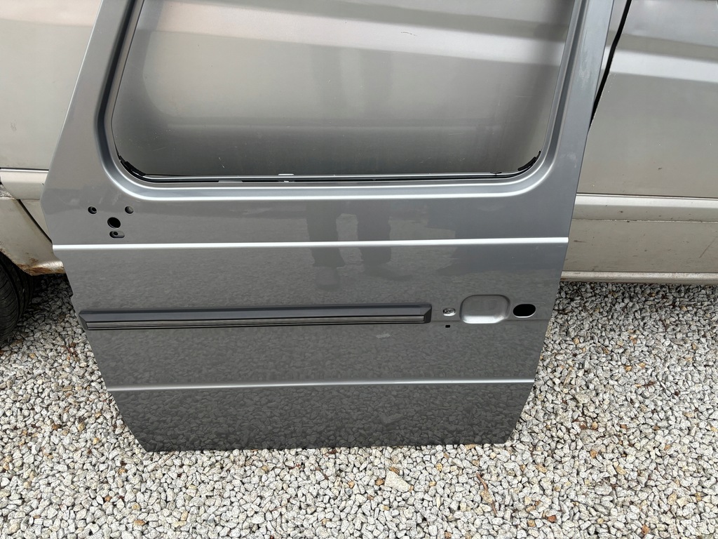 MERCEDES G-KLASSE 463 TÜR LINKS VORNE LINKS VORNE 4635847217 Product image