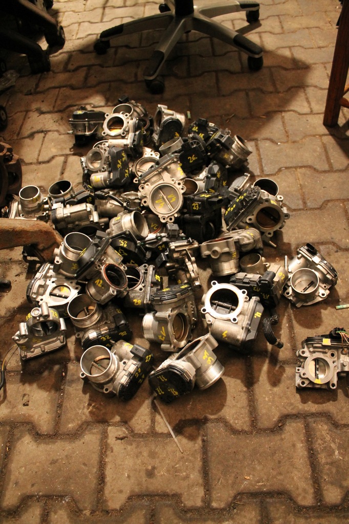 51. BMW Gas 7619008 761900804 Product image