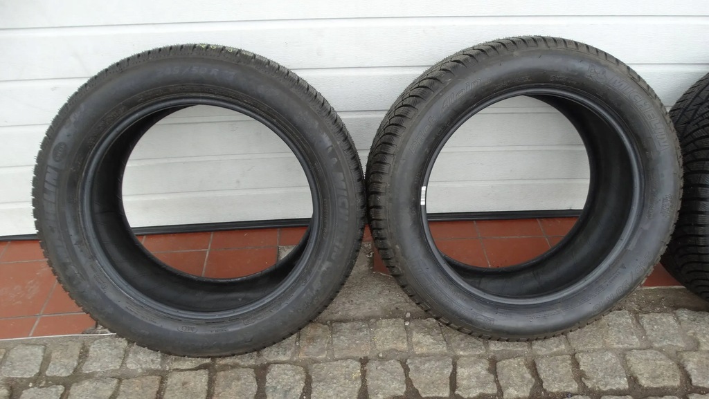 Michelin Pilot Alpin PA4 Winterreifen 245/50/18 104V Product image