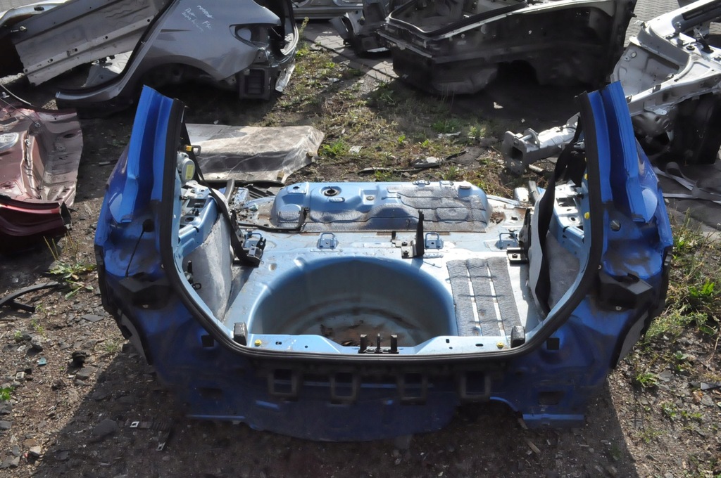 FORD FIESTA MK8 GESAMTER HINTERER ASS HINTERER GÜRTELKOTFLÜGEL LINKS RECHTS Product image