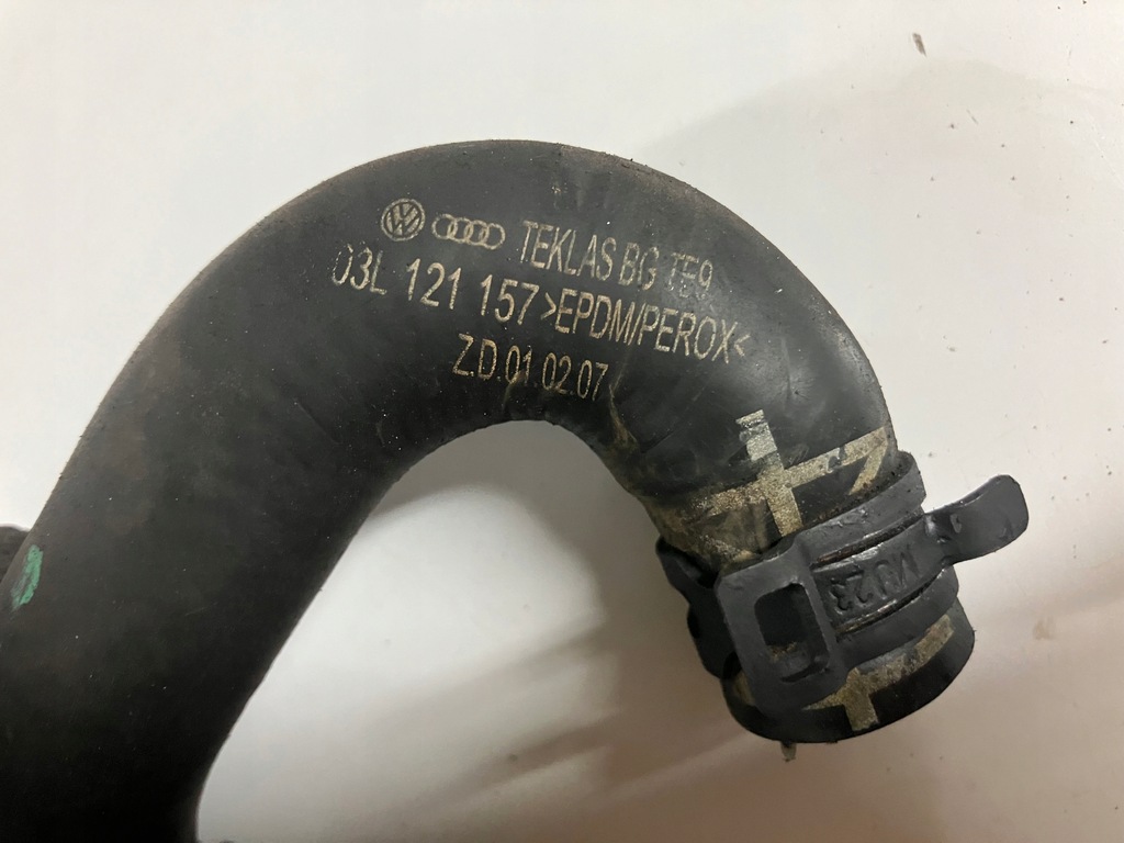Wasserschlauch 2.0 Tdi CAGA Audi A4 B8 03L121157 Product image