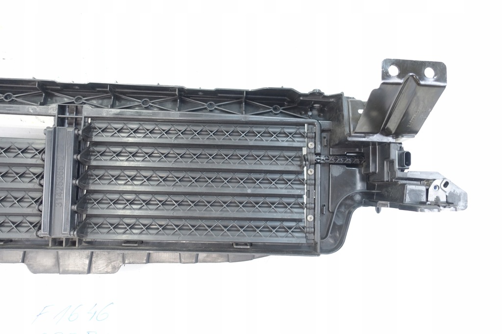 Volvo XC60 II 2017- Lichteinlassluftlenkrad 31425365 Product image