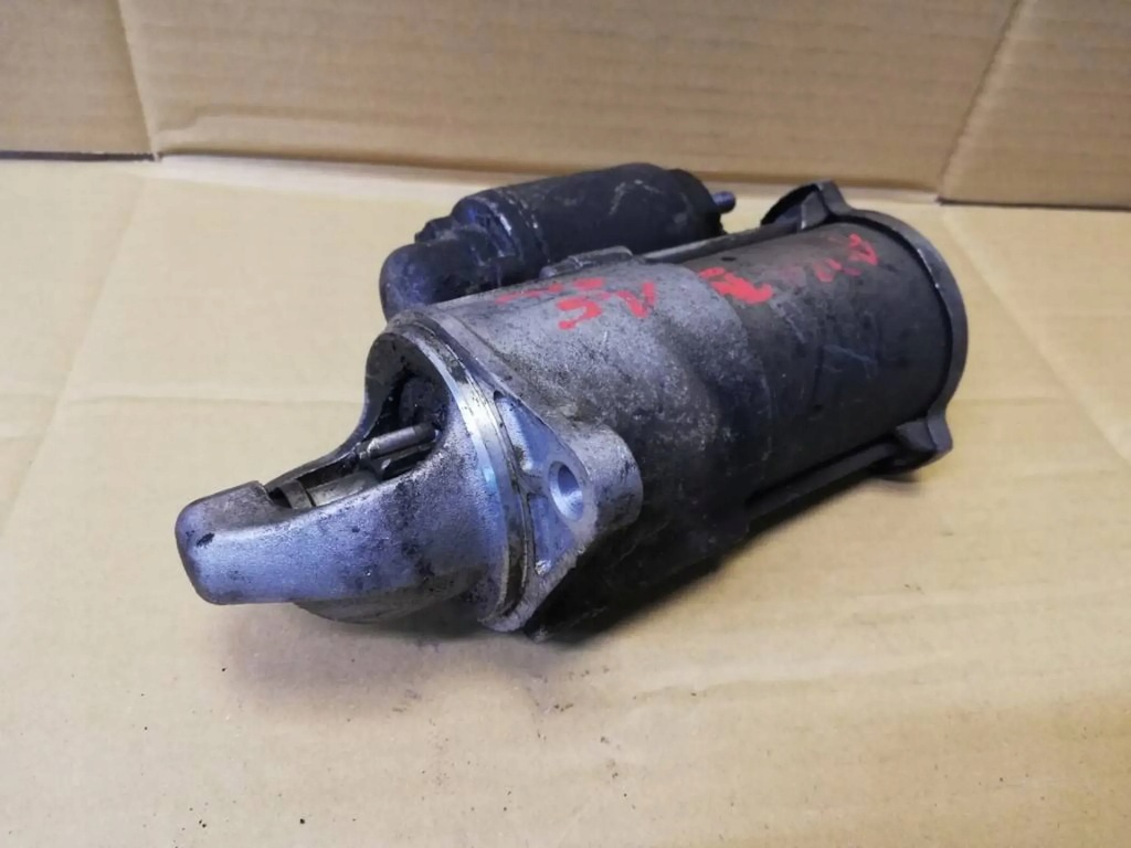Opel Astra J IV 1.6 16V ANLASSER 55576980 Product image
