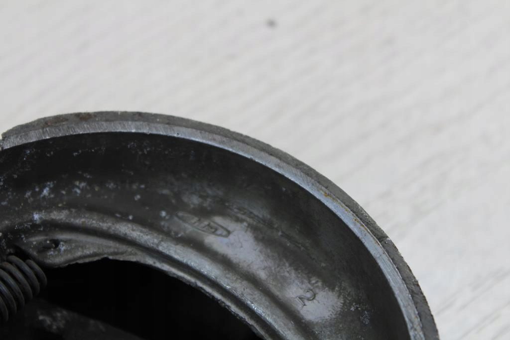 HONDA CM450 PC051 BREMSTROMMEL HINTERE SCHUHE Product image