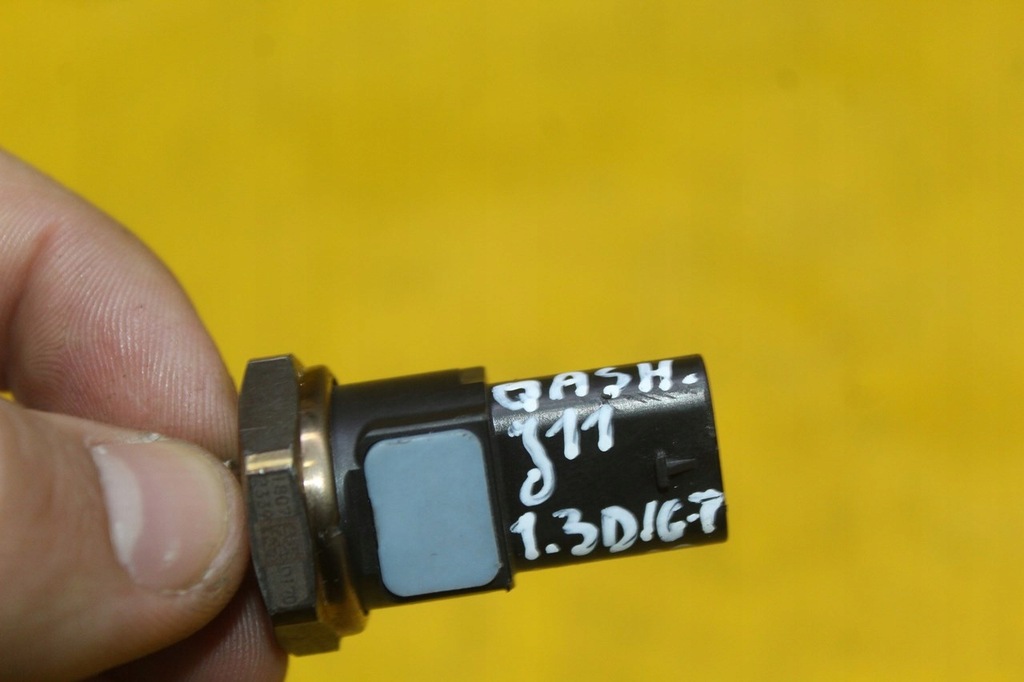 KRAFTSTOFFDRUCKSENSOR QASHQAI J11 MERCEDES RENAULT 1.3 HR13 166386447R Product image