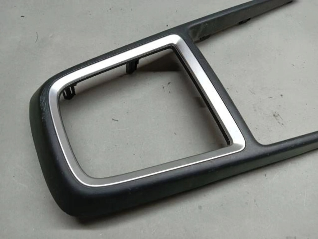 M14 RAMKA MIESZKA TUNELU SUZUKI SWIFT MK8 Product image