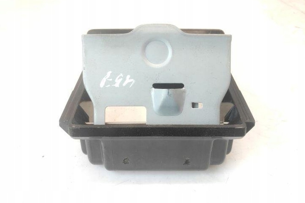 Aschenbecher Suzuki Ignis (MF) 80G 1,3L Benzin 66 kW 2002 Product image