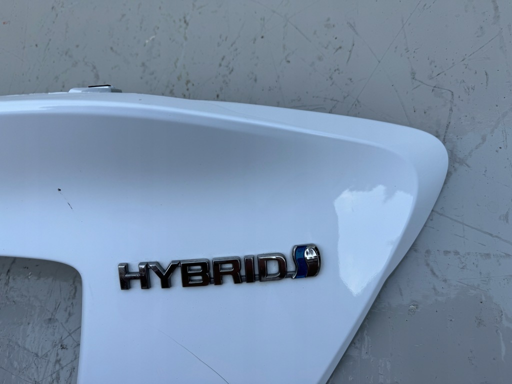 TOYOTA CHR C-HR I 1 16R – HECKKOFFERRAUMDECKELMISCHUNG 76811-F4010 Product image