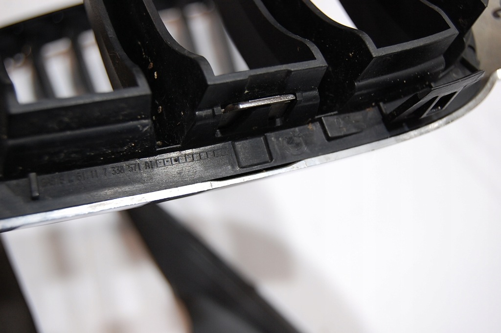 BMW AUSBAU NIEREN GLAY X3 F25 LINKS VORNE 7338571 Product image