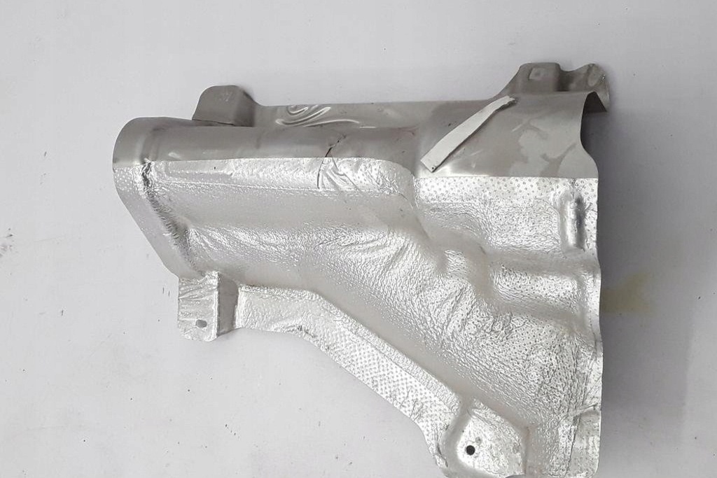 Befestigung des Volvo XC60 II -Kraftstofftanks (246) 31478162 2018 Product image