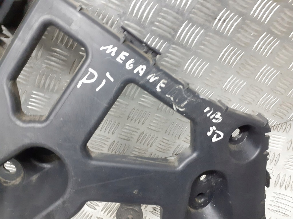 STOßSTANGE RECHTS HINTEN RENAULT MEGANE III HB Product image