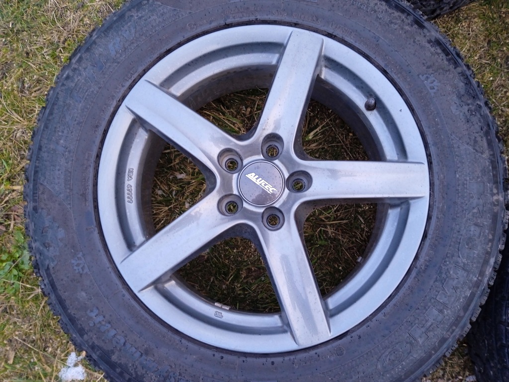 Aluminiumfelgen 5x114.3 Nissan Qashqai X-Trail Kadjar Duster Winterreifen Product image