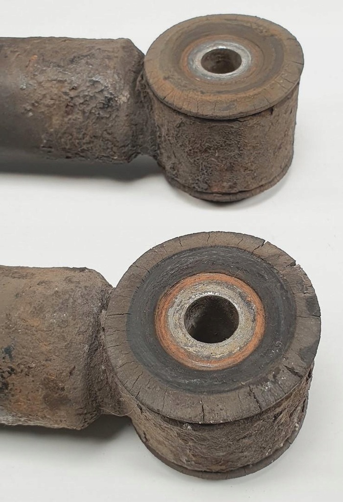 HINTERE STOSSDÄMPFER HINTEN MERCEDES W168 PAAR Product image