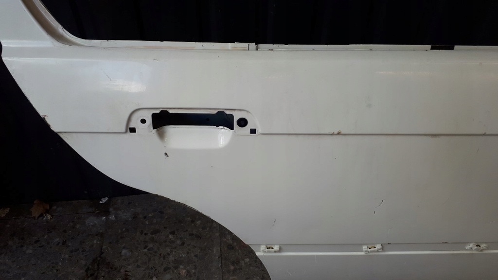 Rechte Hintertür BMW E36 LIMOUSINE, WEISS Product image