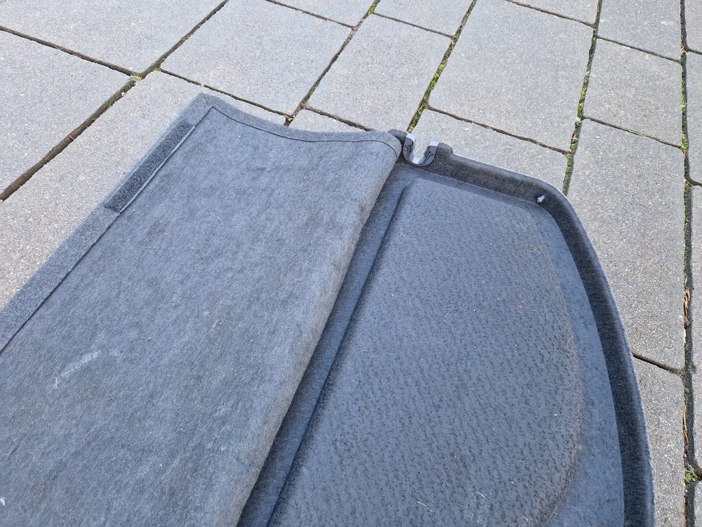 Renault-Modus vor dem Heben des Kofferraumregals 04-2008 Product image