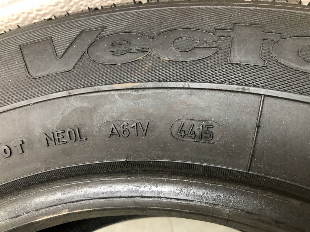 Goodyear Cargo Vector 1x 215/65R16C Product image