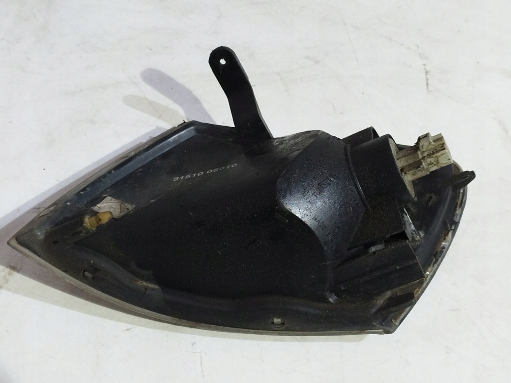 Toyota Carina E kierunkowskaz prawy Product image