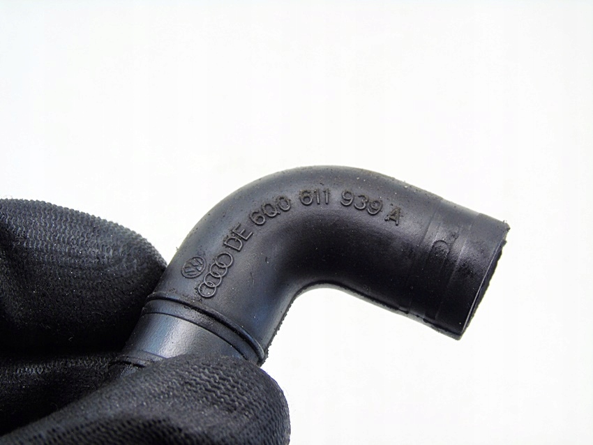 VAKUUMSCHLAUCH 1,2 6V FABIA I POLO N9 FOX AWY BMD 6Q0611939A Product image