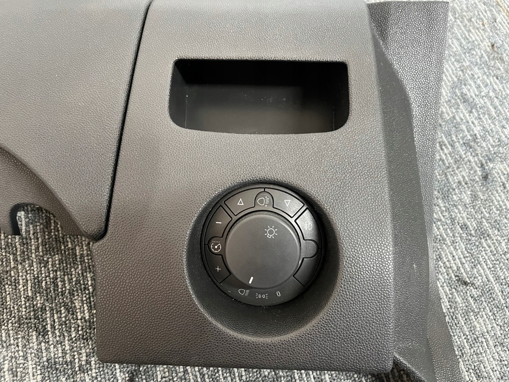 OPEL CORSA D 1.3 CDTI 2010 Konsolenabdeckung Armaturenbrett Lichtschalter Product image