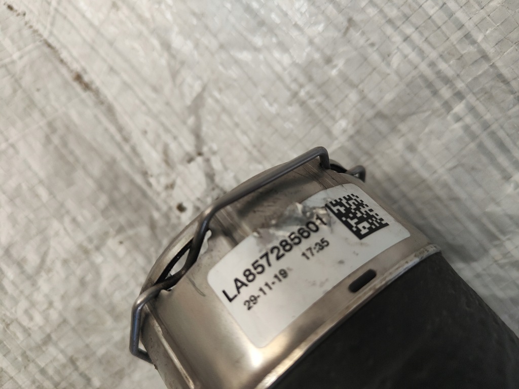 BMW G20 G21 WAZ LADELUFTKÜHLERROHR 8572856 B47 B48 Product image