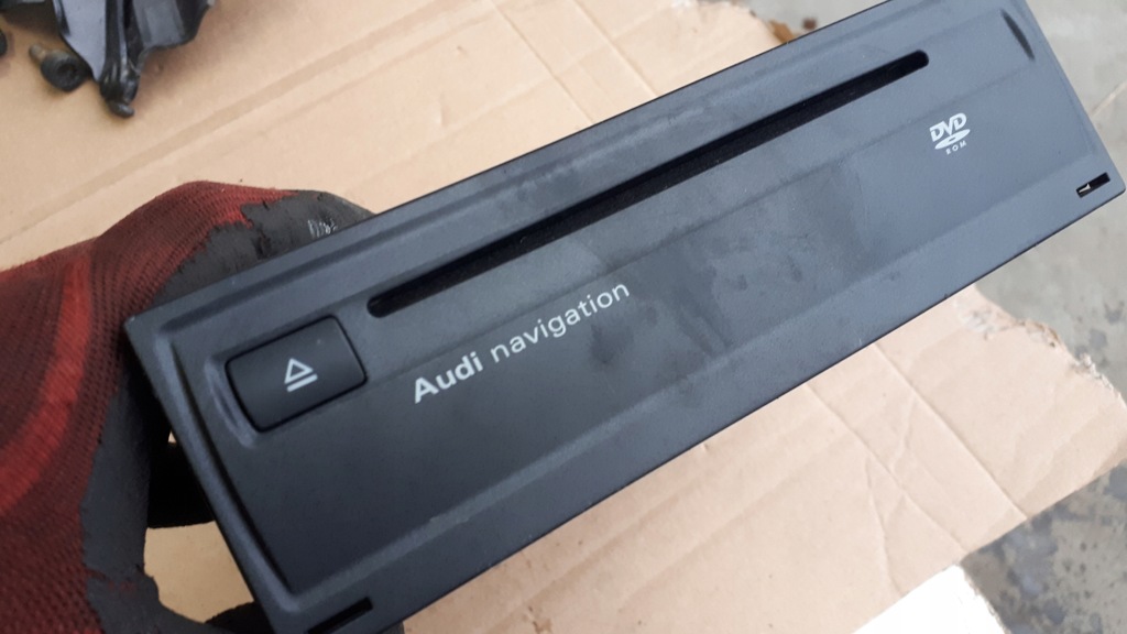 A4 B8 DVD-NAVIGATIONSLESEGERÄT A5 A6 C6 Q7 Product image