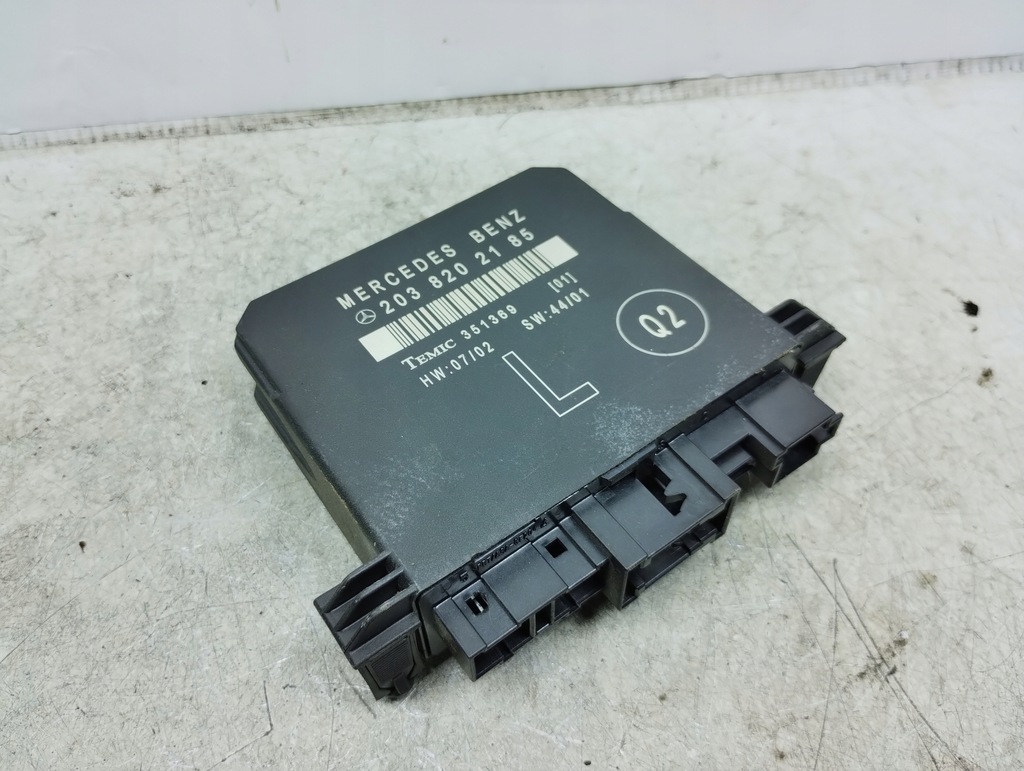 MERCEDES W203 TÜRMODUL LINKS HINTEN 2038202185 Product image