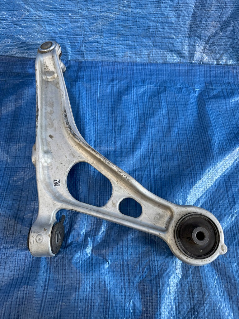 Links Swingarm Renault Austral 1.2 E-Tech Product image