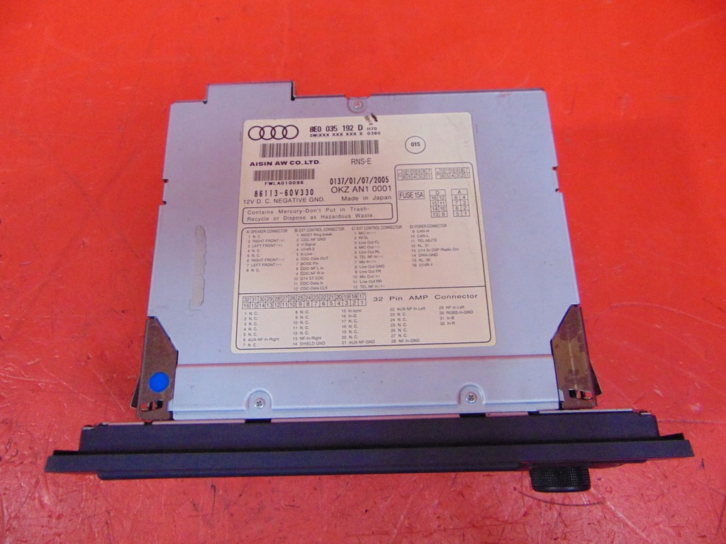 AUDI A4 B7 8E 8E2 B6 RADIO NAVIGATION 8E0035192D Product image