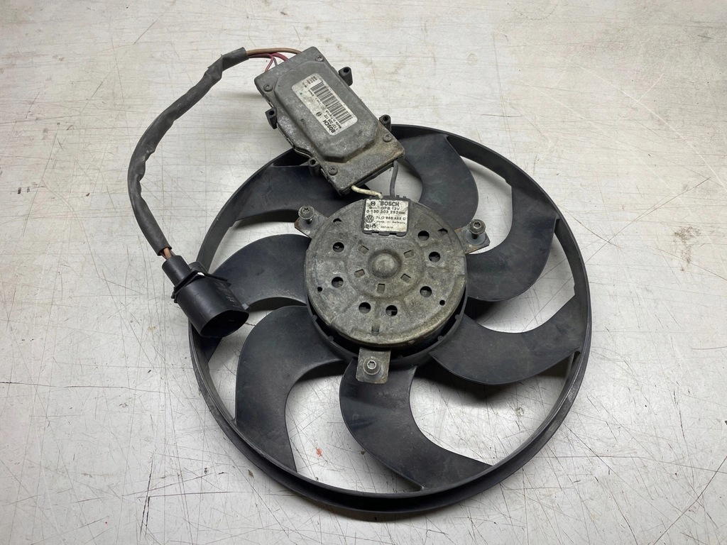 VOLKSWAGEN TOUAREG PORSCHE CAYENNE KÜHLERLÜFTER 7L0959455C Product image