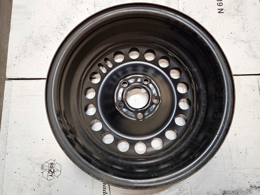 4x GEBRAUCHTE STAHLFELGEN 15 5x110 ET35 OPEL MERIVA KOSTENLOSE MONTAGE Product image