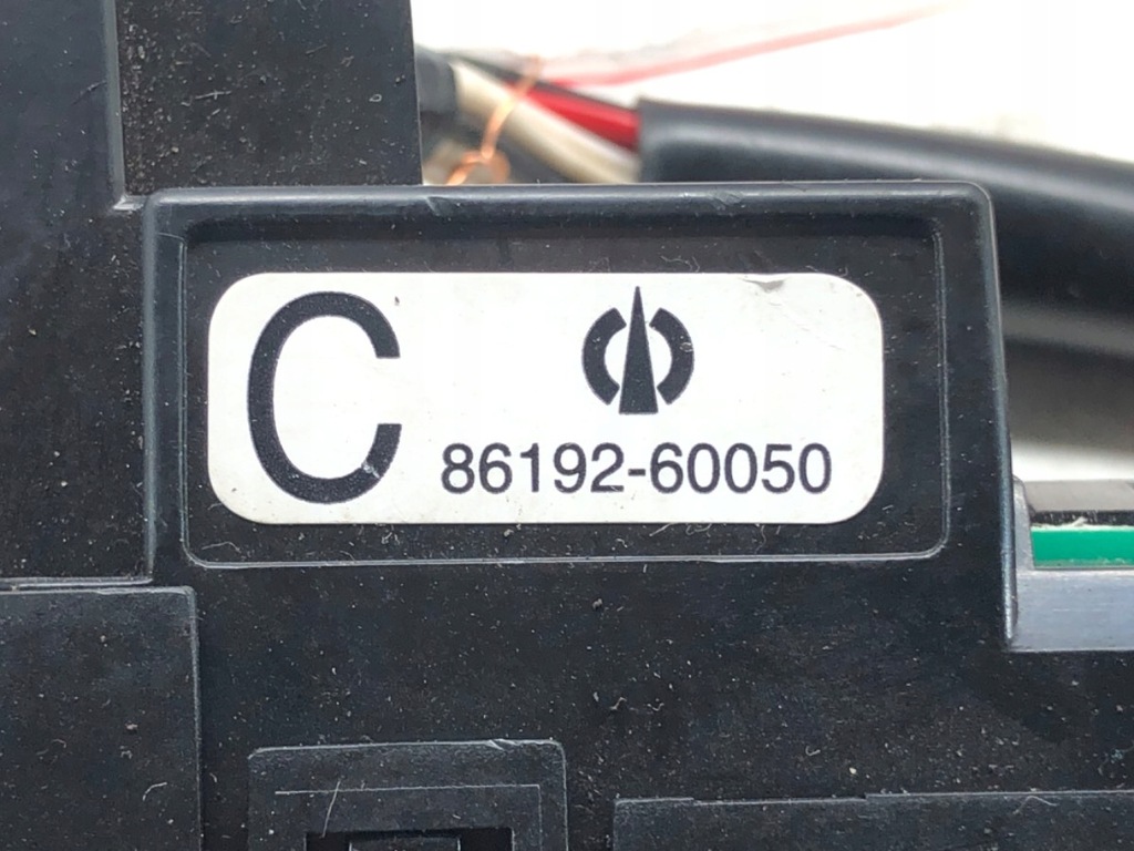 TOYOTA LAND CRUISER J20 SCHALTER 86192-60050 SCHALTER Product image