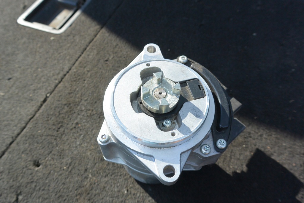 ELEKTROMOTOR MAZDA CX5 CX9 EU Product image