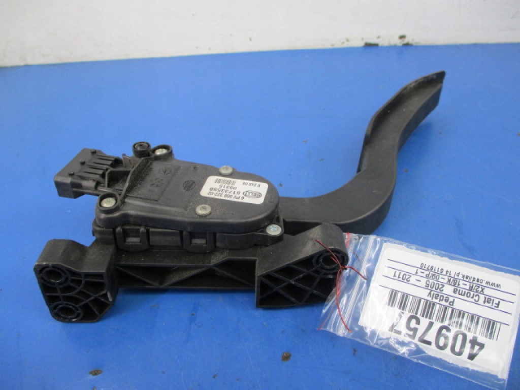 FIAT CROMA II 2 1.9JTDM 05-11 GASPEDAL + POTENTIOMETER HELLA 6PV008322-02 Product image