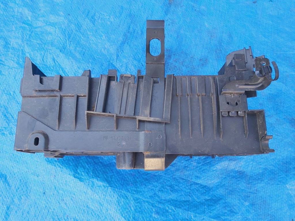 OPEL-PARTS Astra J Zafira C Batteriesockel Product image